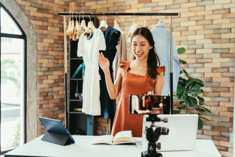 Penggunaan Influencer dan Kerjasama Strategik dalam Pemasaran